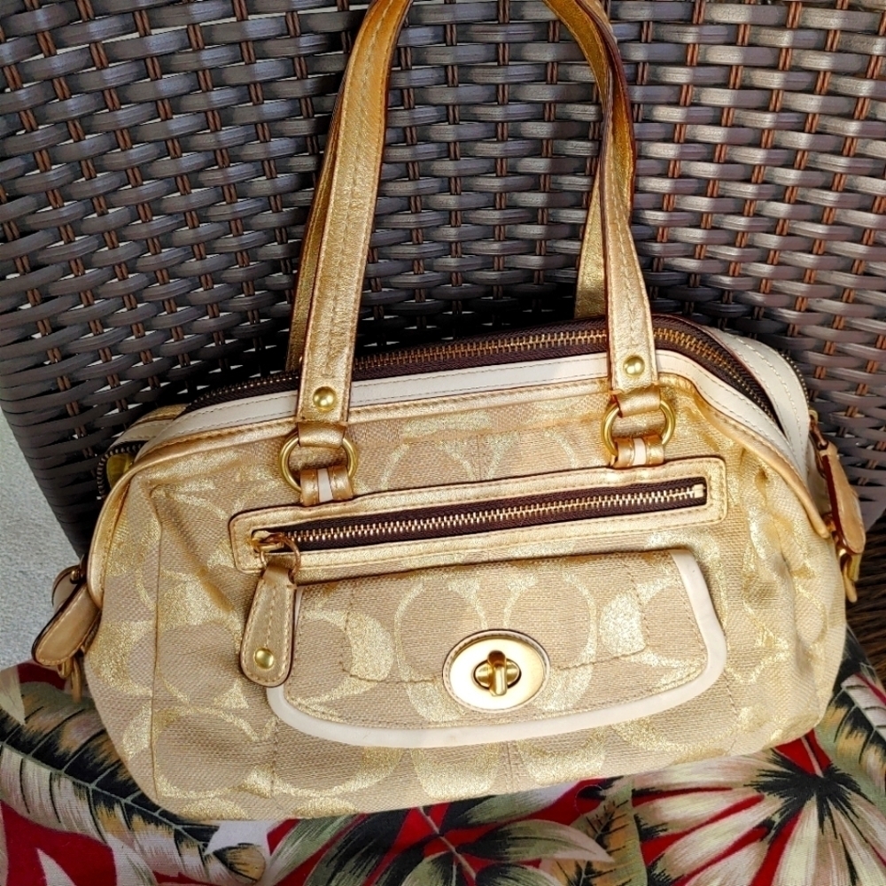 AUTHENTIC RARE VINTAGE COACH SATCHEL GOLD BAG - Picture 1 of 6